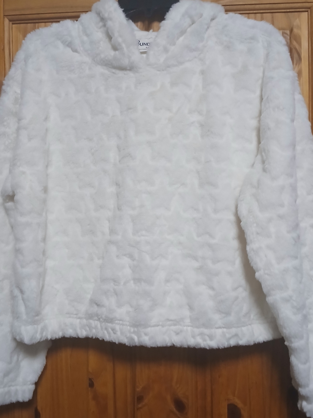 No Boundaries Plush Off-White Star Texture Hoodie